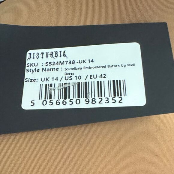 Disturbia Elegant Black Button-Down Dress - Picture 3 of 16